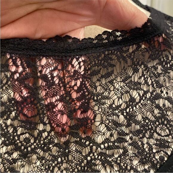 French Connection Chic Black Long Sleeve Dress with Elegant Lace, US2 - Picture 6 of 11